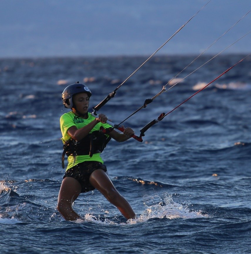 Quello che il vento ci ha portato: la prima stagione della Blue Tribe — Blue Tribe Kitesurf & Wingfoil Punta Pellaro (7)